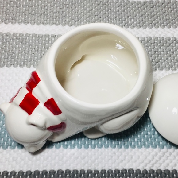 Blushing POLAR BEAR CANISTER JAR - Picture 5 of 6